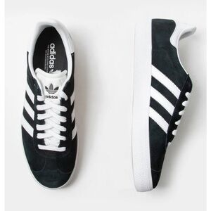 Gazelle Adidas Women’s Shoe